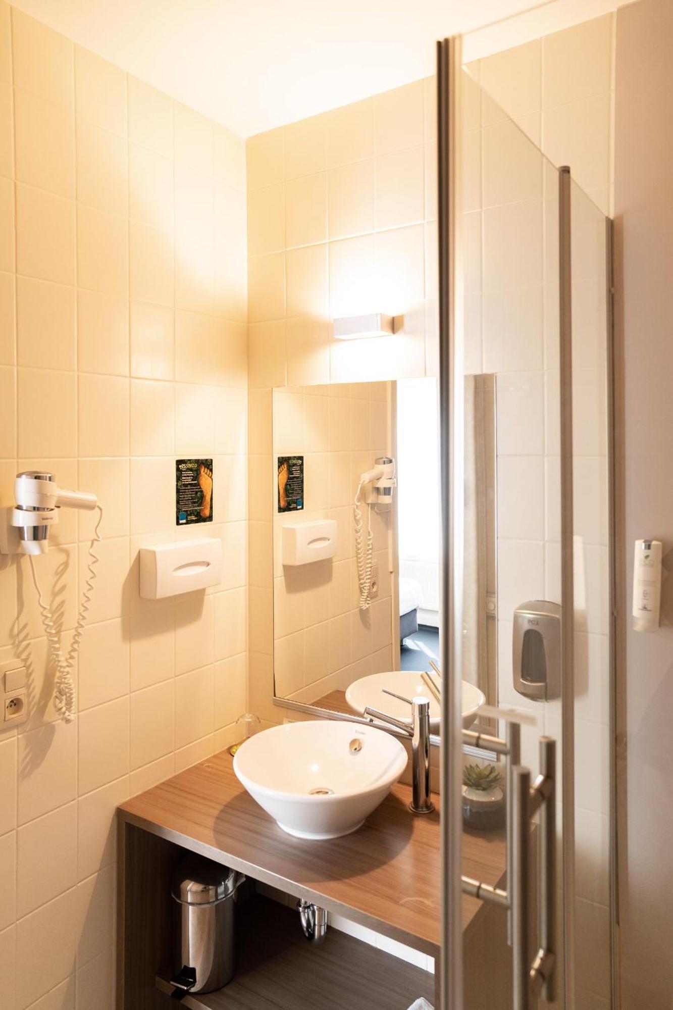 Hotel Essenza Puurs Eksteriør bilde